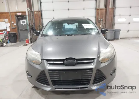 2013 Ford Focus Se z USA, uszkodzony, nr VIN 1FADP3K27DL378372